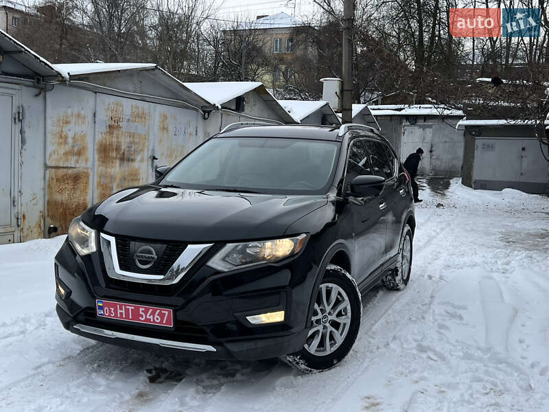 Внедорожник / Кроссовер Nissan Rogue 2017 в Киеве фото 2 Внедорожник / Кроссовер Nissan Rogue 2017 в Киеве