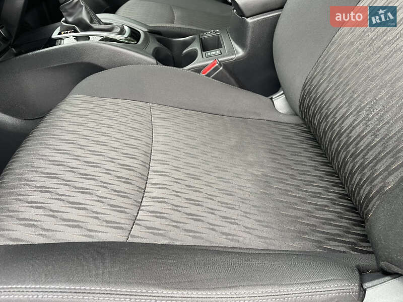 Позашляховик / Кросовер Nissan Rogue 2019 в Запоріжжі