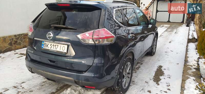 Внедорожник / Кроссовер Nissan Rogue 2015 в Здолбунове