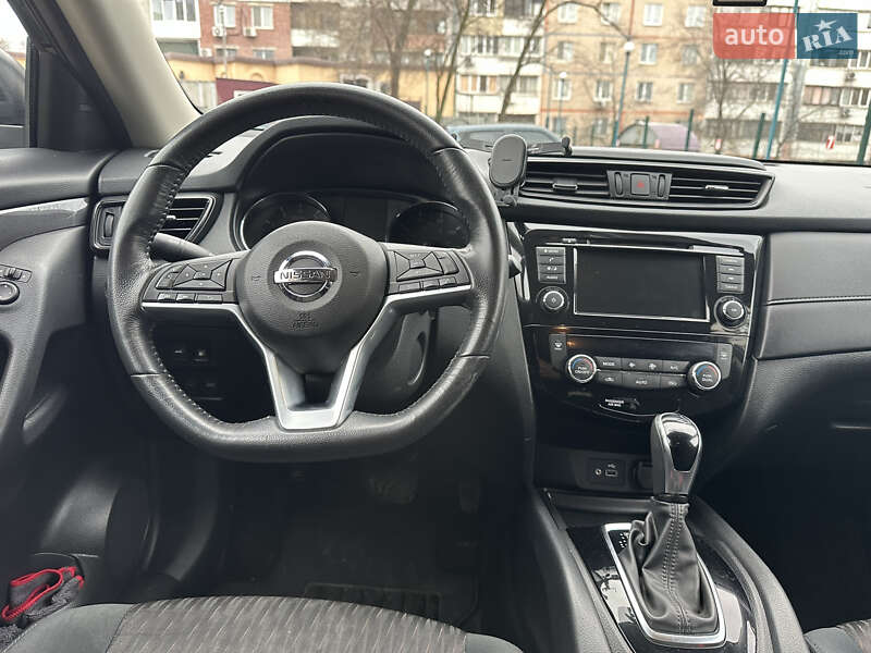Позашляховик / Кросовер Nissan Rogue 2018 в Запоріжжі