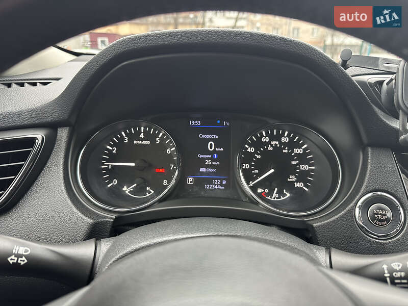 Позашляховик / Кросовер Nissan Rogue 2018 в Запоріжжі