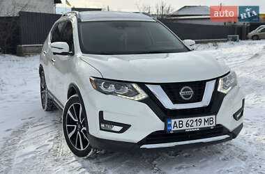 Внедорожник / Кроссовер Nissan Rogue 2018 в Виннице