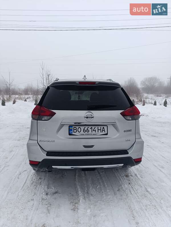 Позашляховик / Кросовер Nissan Rogue 2020 в Підгайцях