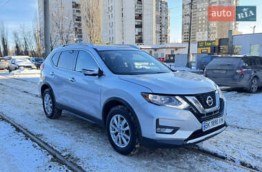 Позашляховик / Кросовер Nissan Rogue 2016 в Києві