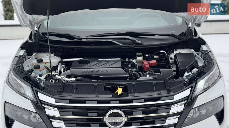 Внедорожник / Кроссовер Nissan Rogue 2024 в Ровно