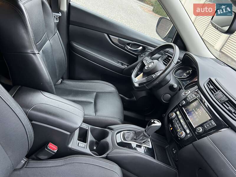 Внедорожник / Кроссовер Nissan Rogue 2017 в Одессе фото 78 Внедорожник / Кроссовер Nissan Rogue 2017 в Одессе
