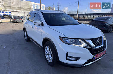 Позашляховик / Кросовер Nissan Rogue 2018 в Полтаві