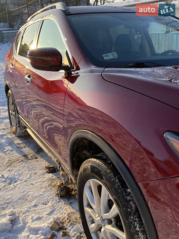 Позашляховик / Кросовер Nissan Rogue 2018 в Хмельницькому