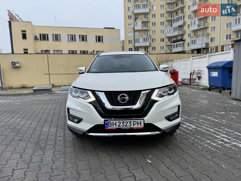 Внедорожник / Кроссовер Nissan Rogue 2019 в Одессе