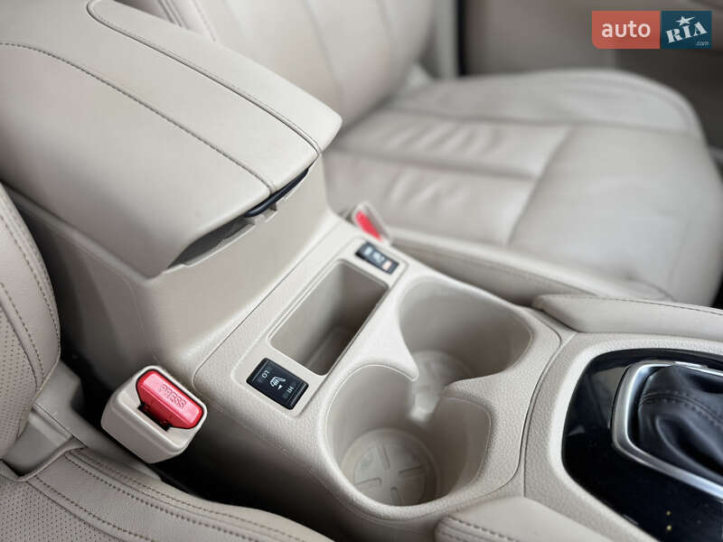 Внедорожник / Кроссовер Nissan Rogue 2019 в Одессе