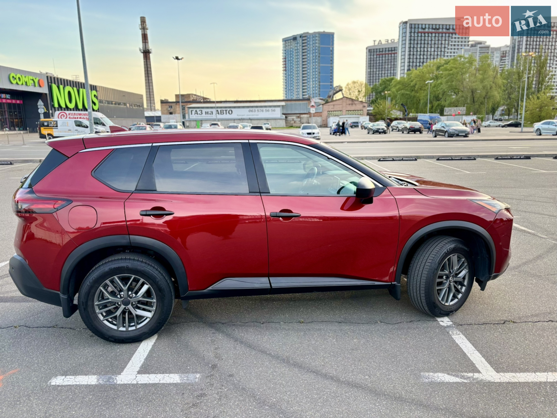 2021 Nissan Rogue - мініатюра 9
