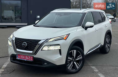 Внедорожник / Кроссовер Nissan Rogue 2022 в Киеве
