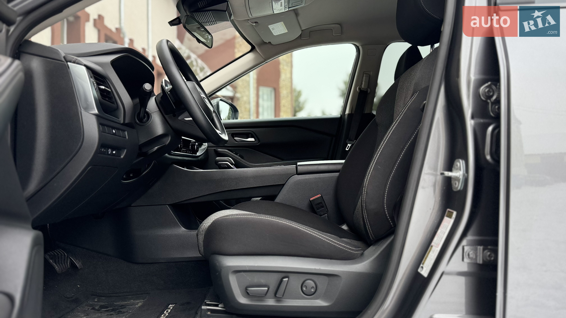 2024 Nissan Rogue - мініатюра 39