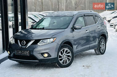 Внедорожник / Кроссовер Nissan Rogue 2015 в Харькове