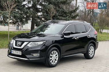 Позашляховик / Кросовер Nissan Rogue 2017 в Вінниці