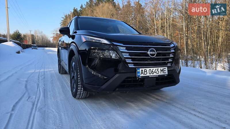Внедорожник / Кроссовер Nissan Rogue 2024 в Виннице