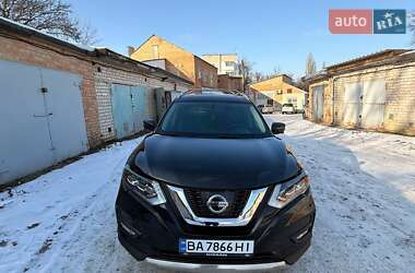 Позашляховик / Кросовер Nissan Rogue 2017 в Кропивницькому