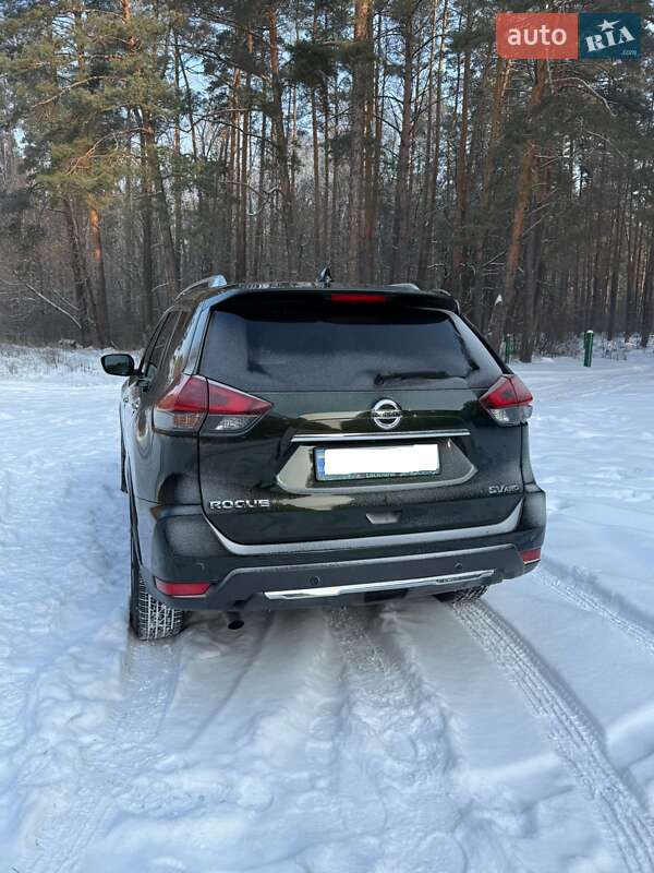 Внедорожник / Кроссовер Nissan Rogue 2020 в Носовке