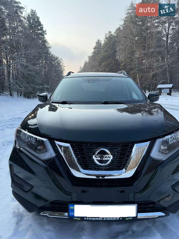 Внедорожник / Кроссовер Nissan Rogue 2020 в Носовке