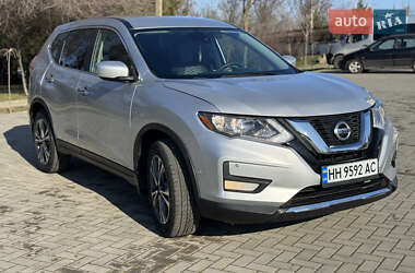 Позашляховик / Кросовер Nissan Rogue 2016 в Болграді