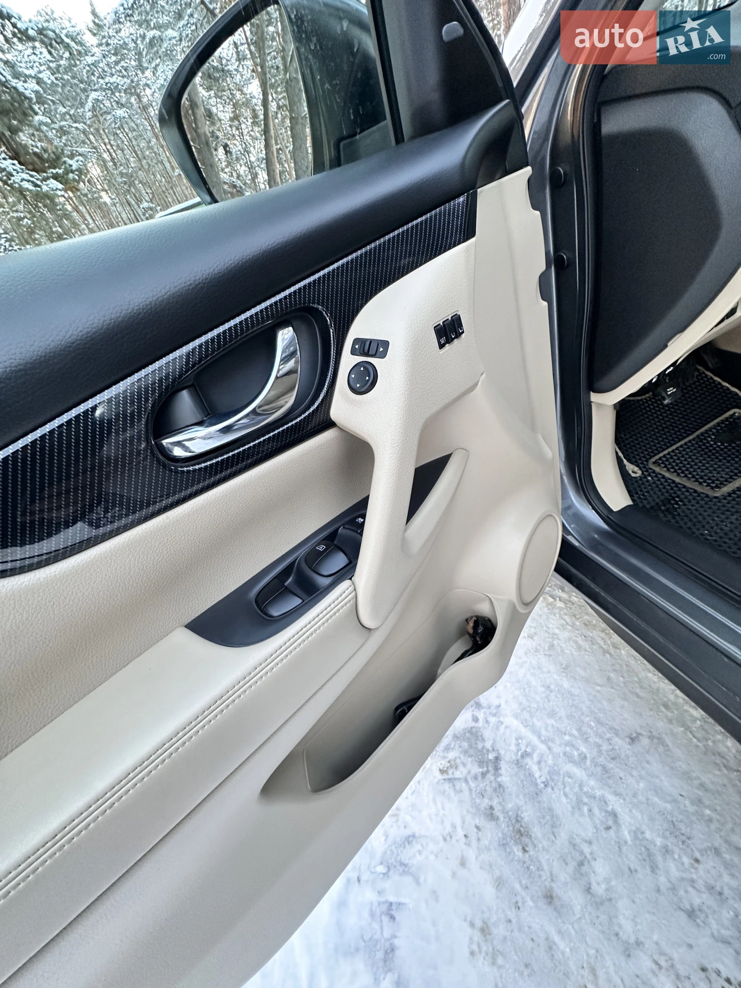 2016 Nissan Rogue - мініатюра 30