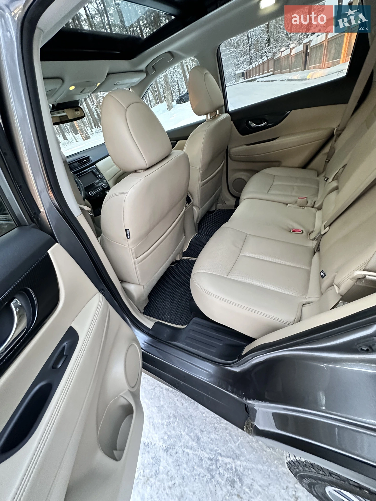 2016 Nissan Rogue - мініатюра 31