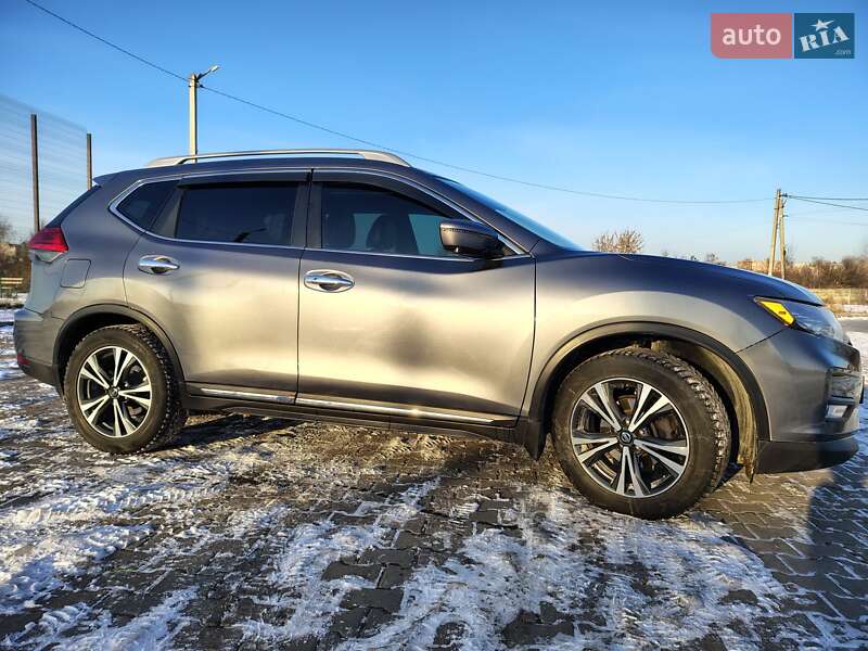Позашляховик / Кросовер Nissan Rogue 2017 в Сумах фото 8 Позашляховик / Кросовер Nissan Rogue 2017 в Сумах
