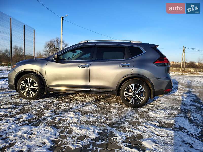 Позашляховик / Кросовер Nissan Rogue 2017 в Сумах фото 13 Позашляховик / Кросовер Nissan Rogue 2017 в Сумах