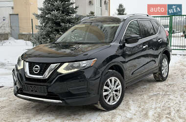 Позашляховик / Кросовер Nissan Rogue 2017 в Харкові