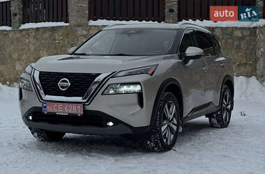 Внедорожник / Кроссовер Nissan Rogue 2021 в Ровно