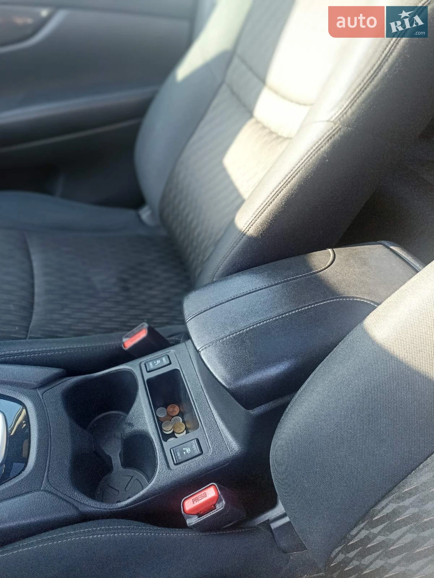 2017 Nissan Rogue - мініатюра 3