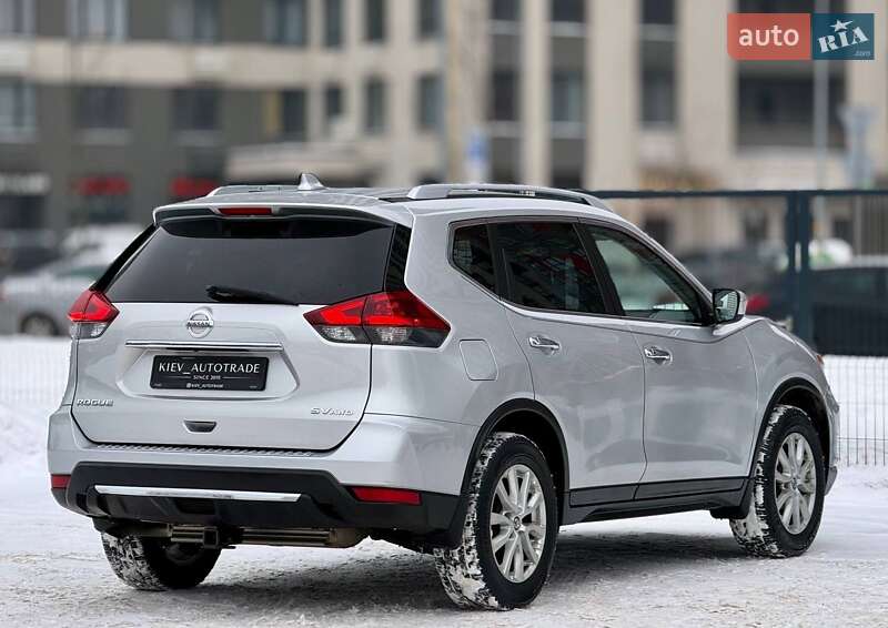 Внедорожник / Кроссовер Nissan Rogue 2018 в Киеве