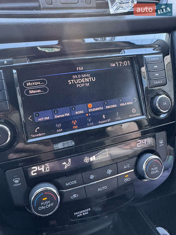 Внедорожник / Кроссовер Nissan Rogue 2018 в Одессе