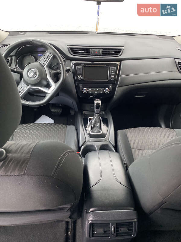 Позашляховик / Кросовер Nissan Rogue 2018 в Хмельницькому