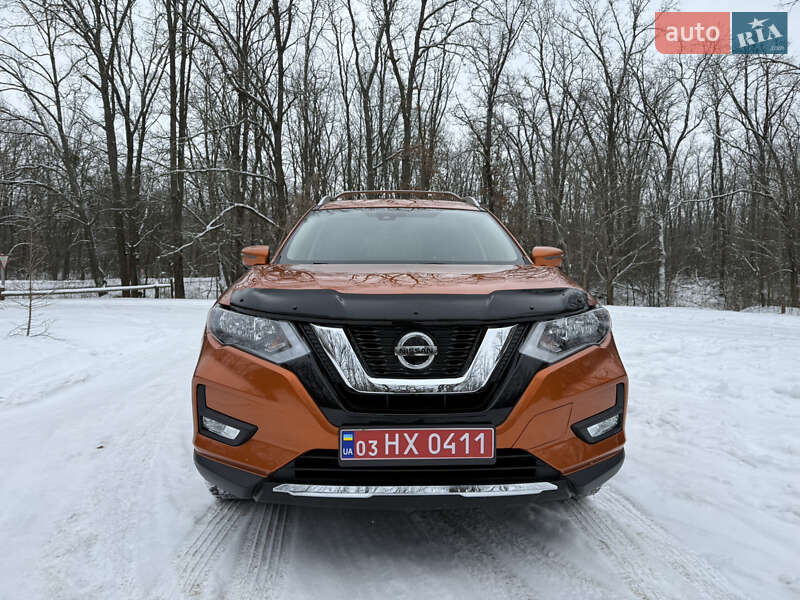 Внедорожник / Кроссовер Nissan Rogue 2019 в Фастове