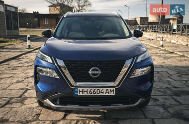 Позашляховик / Кросовер Nissan Rogue 2023 в Білгороді-Дністровському