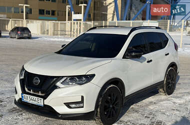 Внедорожник / Кроссовер Nissan Rogue 2018 в Харькове