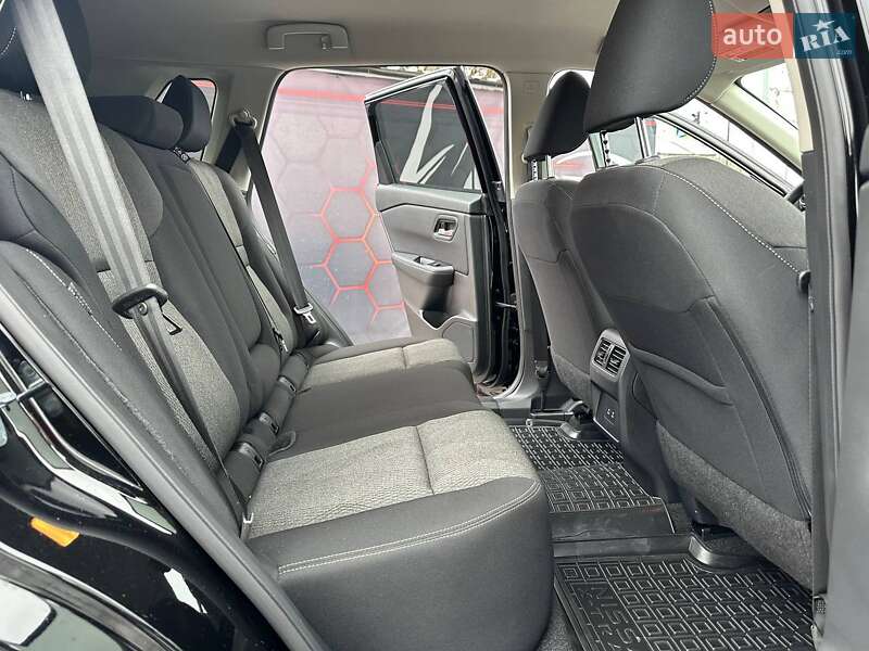 Внедорожник / Кроссовер Nissan Rogue 2024 в Днепре