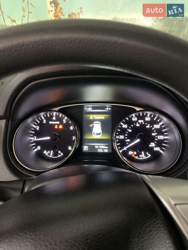 Внедорожник / Кроссовер Nissan Rogue 2016 в Чорткове