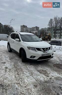 Внедорожник / Кроссовер Nissan Rogue 2015 в Виннице