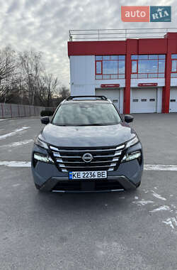 Внедорожник / Кроссовер Nissan Rogue 2024 в Днепре