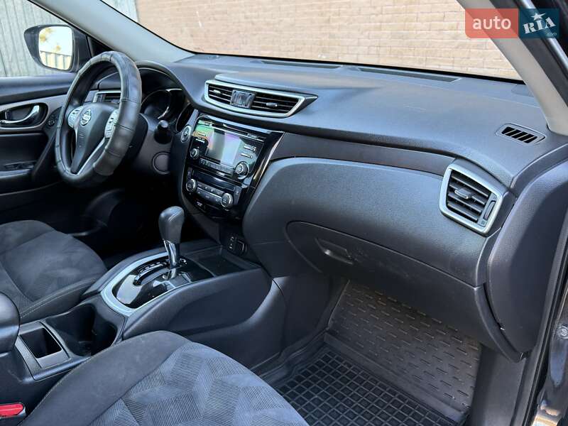 Внедорожник / Кроссовер Nissan Rogue 2015 в Одессе
