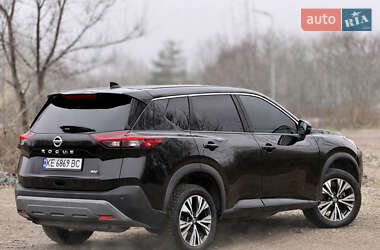Позашляховик / Кросовер Nissan Rogue 2021 в Кам'янському
