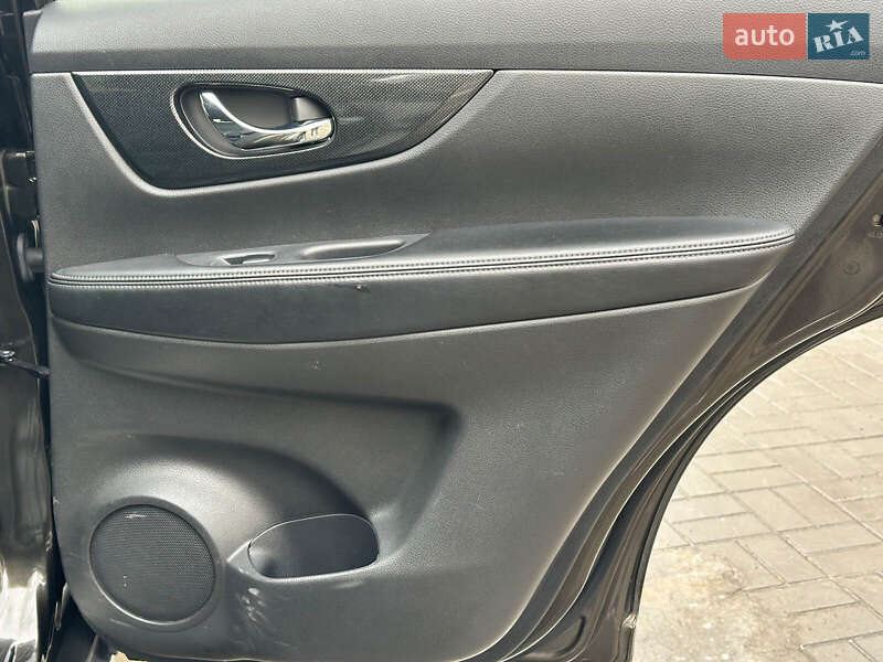 Внедорожник / Кроссовер Nissan Rogue 2014 в Одессе