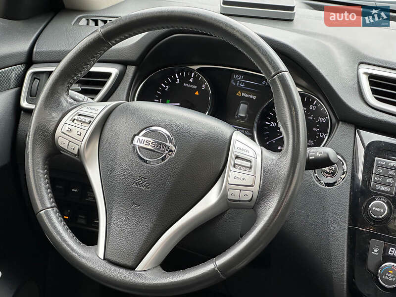 Внедорожник / Кроссовер Nissan Rogue 2014 в Одессе