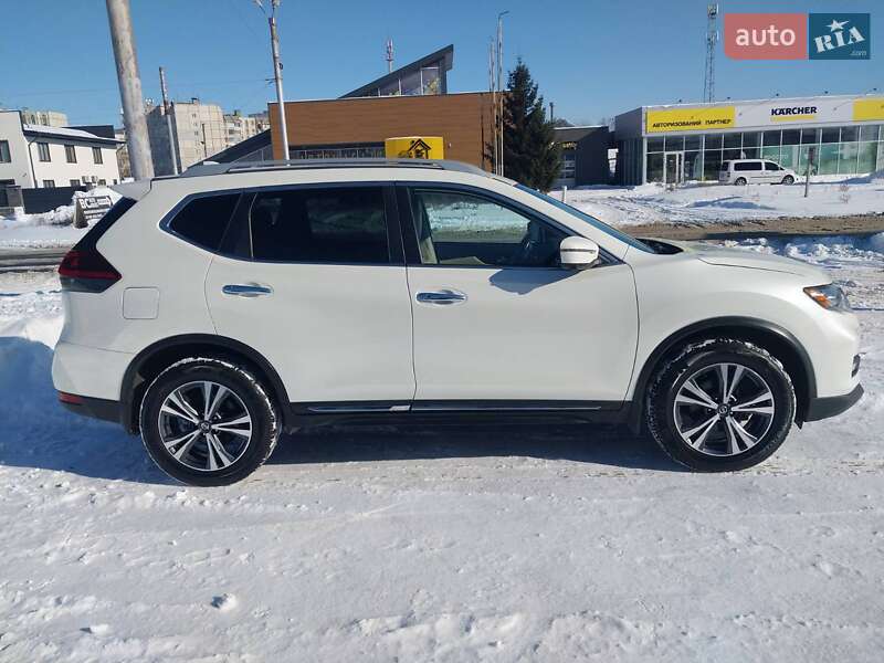 Внедорожник / Кроссовер Nissan Rogue 2018 в Киеве фото 5 Внедорожник / Кроссовер Nissan Rogue 2018 в Киеве