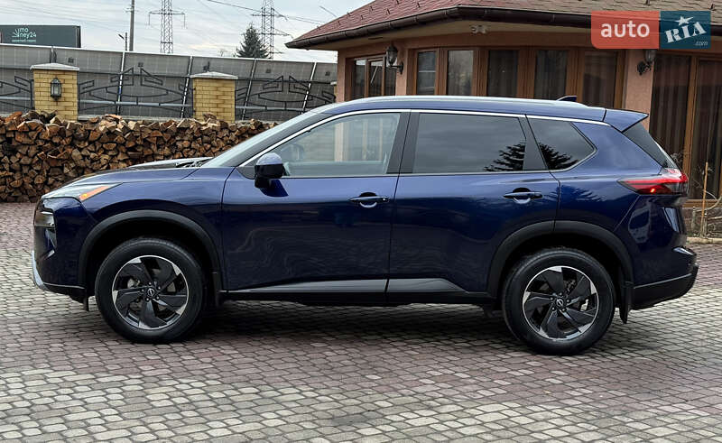 Внедорожник / Кроссовер Nissan Rogue 2024 в Мукачево