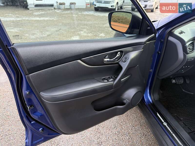 Внедорожник / Кроссовер Nissan Rogue 2019 в Кропивницком