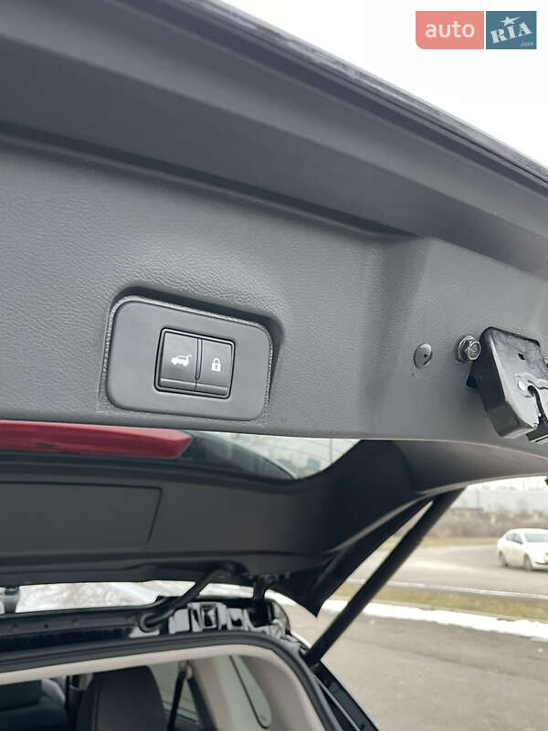 Внедорожник / Кроссовер Nissan Rogue 2023 в Кривом Роге фото 23 Внедорожник / Кроссовер Nissan Rogue 2023 в Кривом Роге