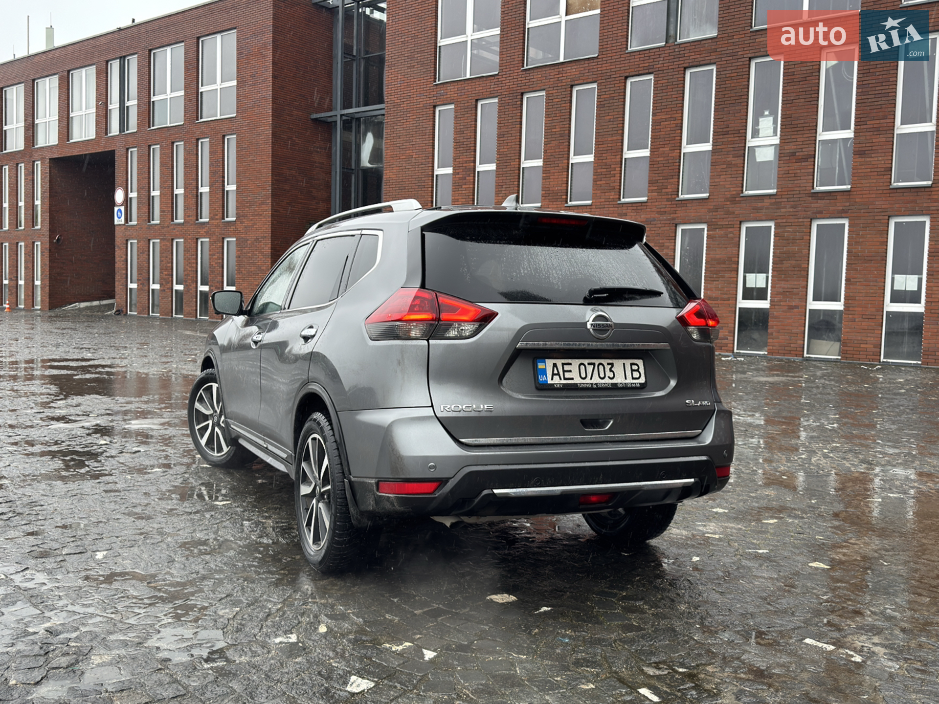 2018 Nissan Rogue - мініатюра 3